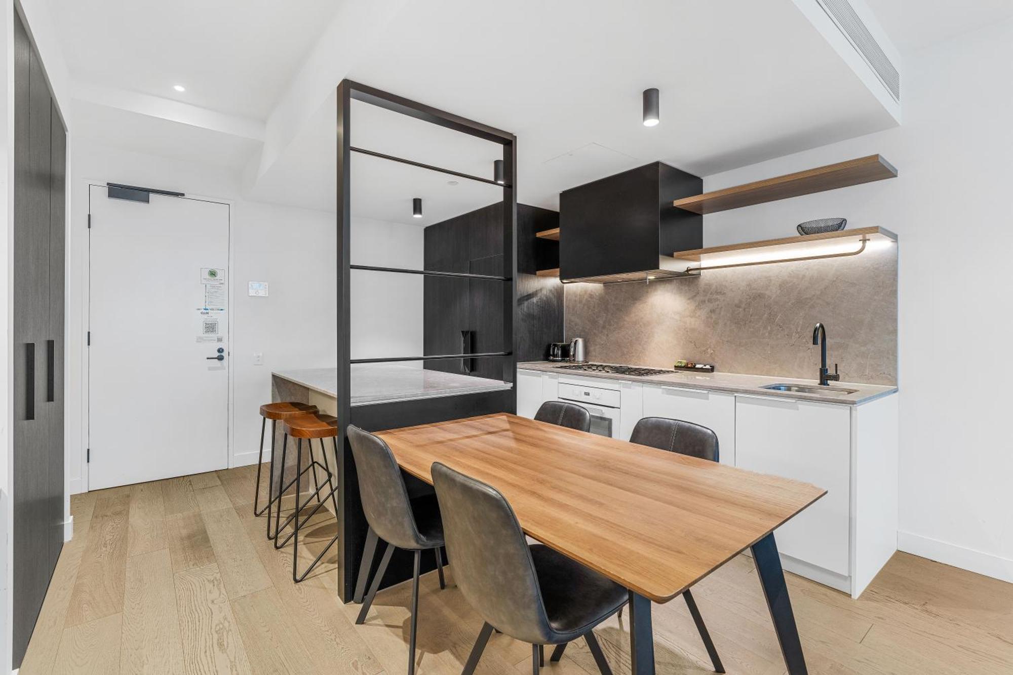 The Eminence Apartments By Cllix Melbourne City Exterior foto