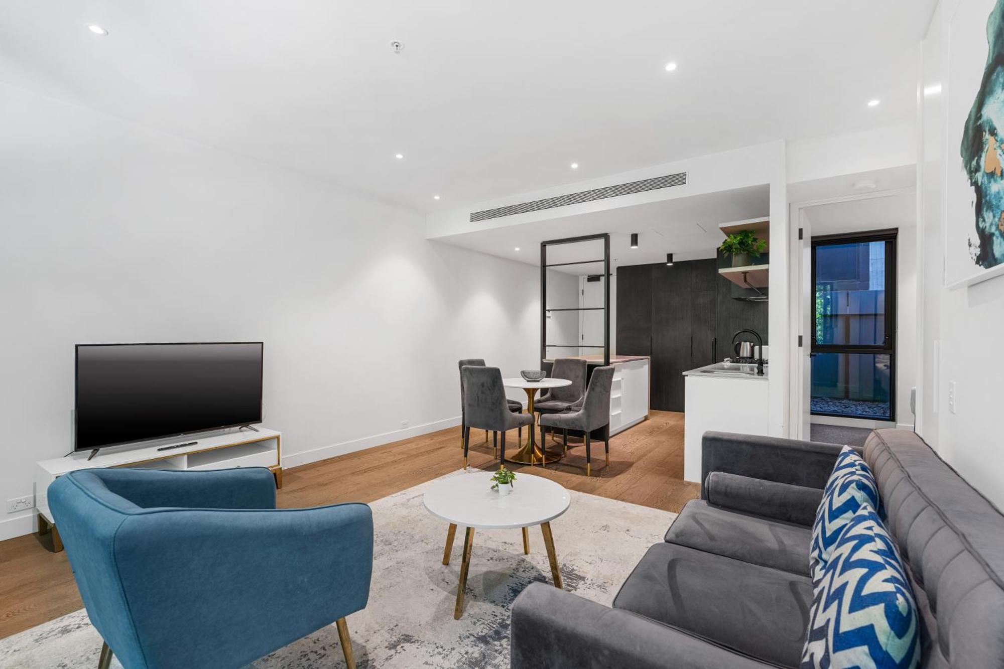 The Eminence Apartments By Cllix Melbourne City Exterior foto