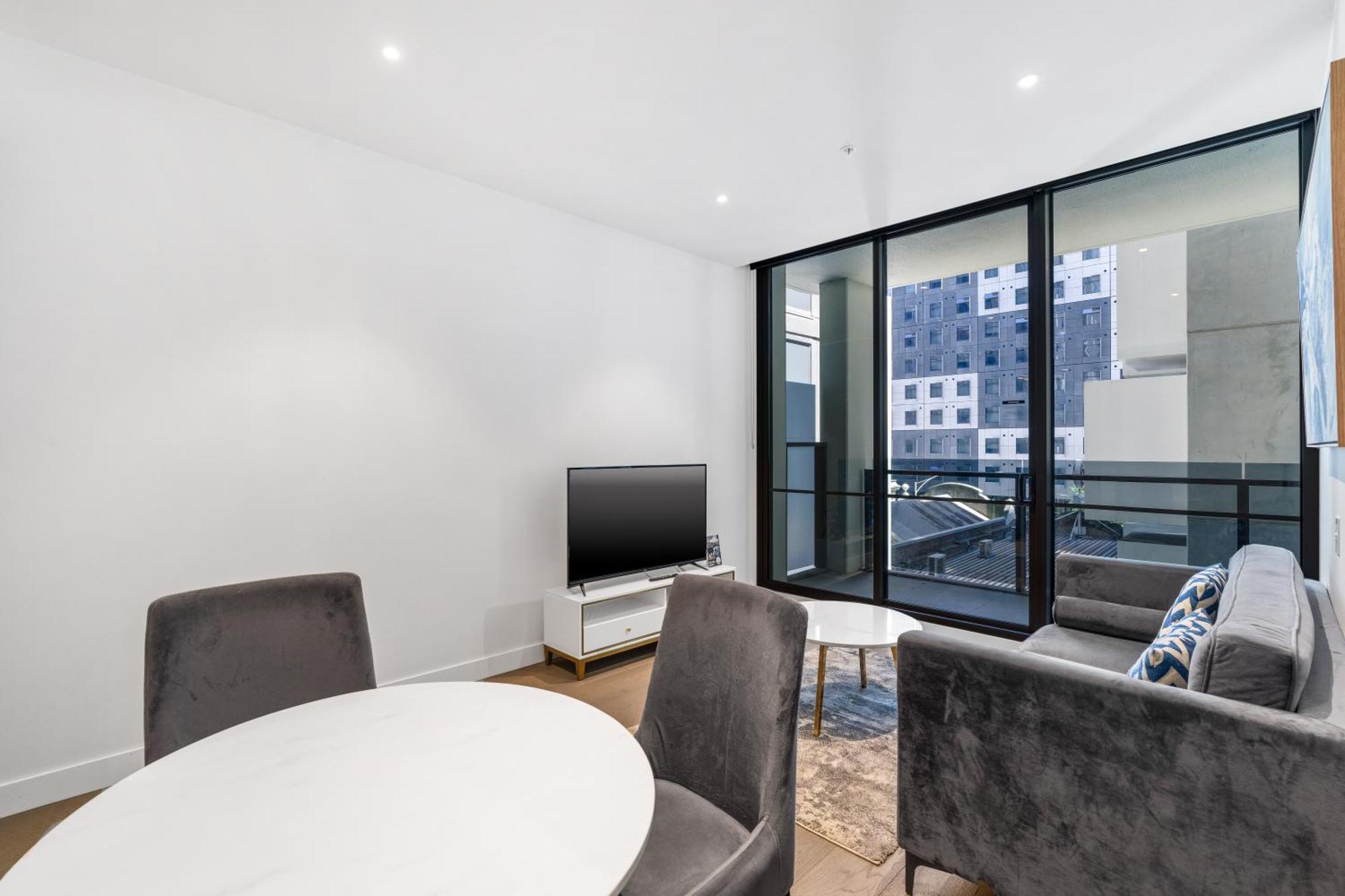 The Eminence Apartments By Cllix Melbourne City Exterior foto
