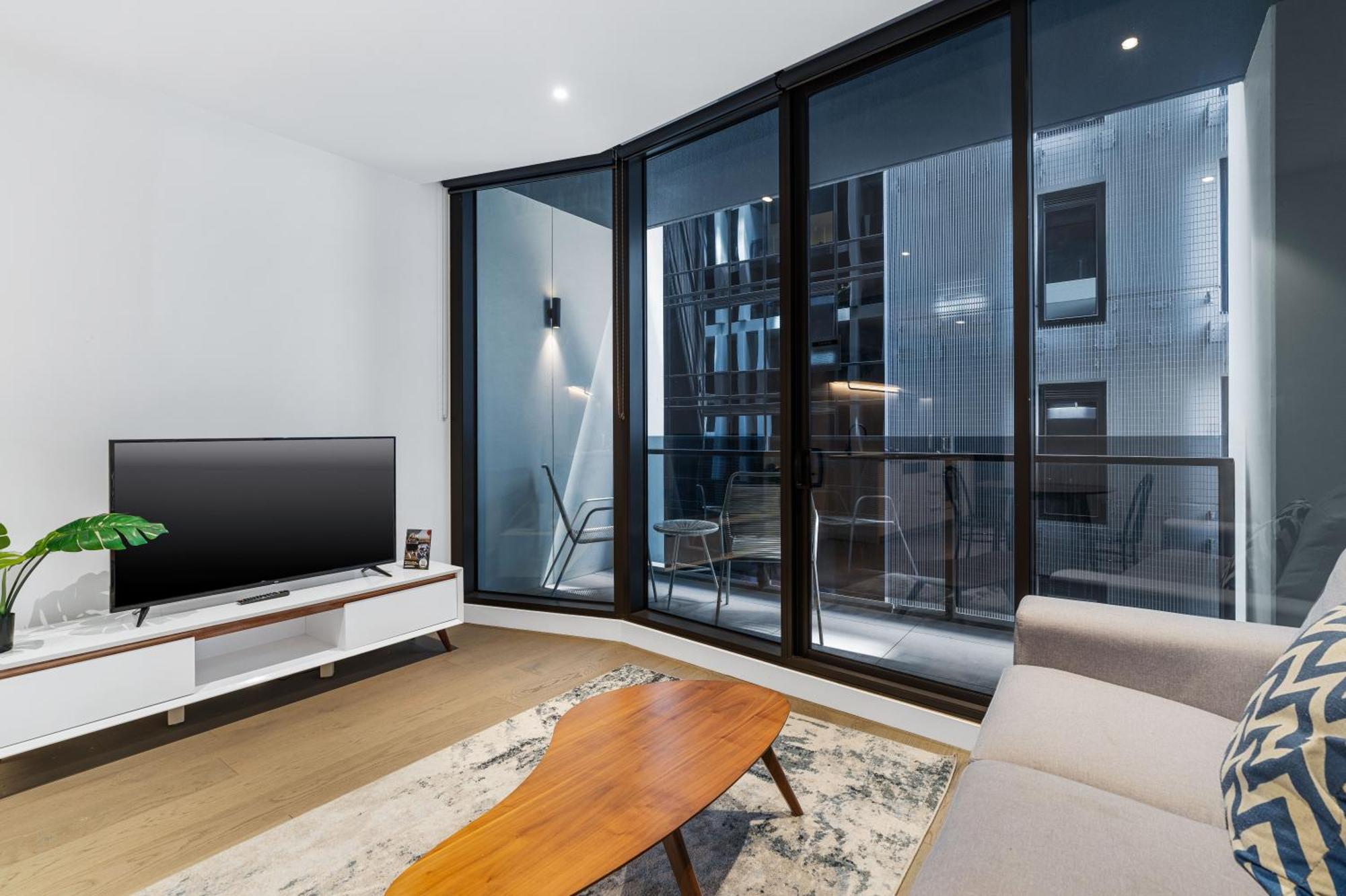 The Eminence Apartments By Cllix Melbourne City Exterior foto